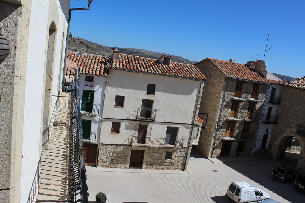 Hotel D'Ares Ares del Maestre Exterior photo